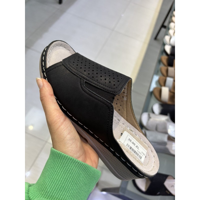 Buty Klapki Damskie (36-41 ,12par) Kolor Jak na zdzięciu