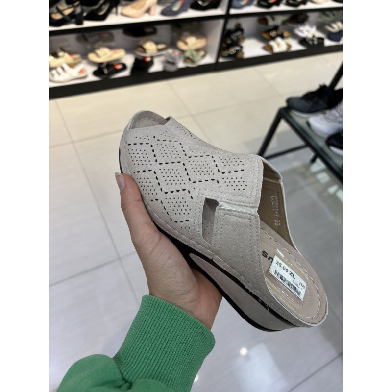 Buty Klapki Damskie (36-41 ,12par) Kolor Jak na zdzięciu