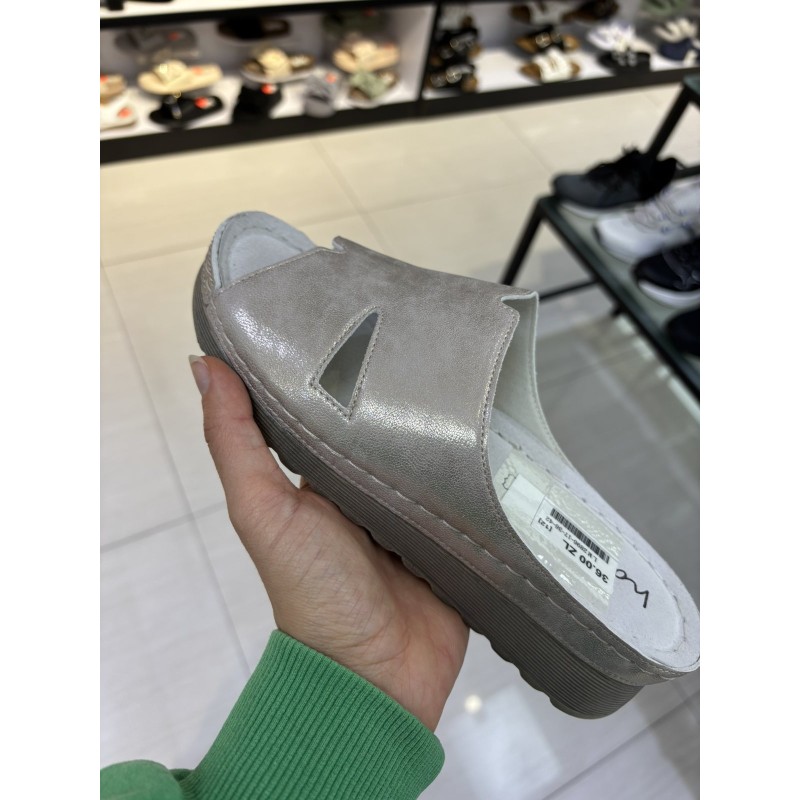 Buty Klapki Damskie (36-41 ,12par) Kolor Jak na zdzięciu