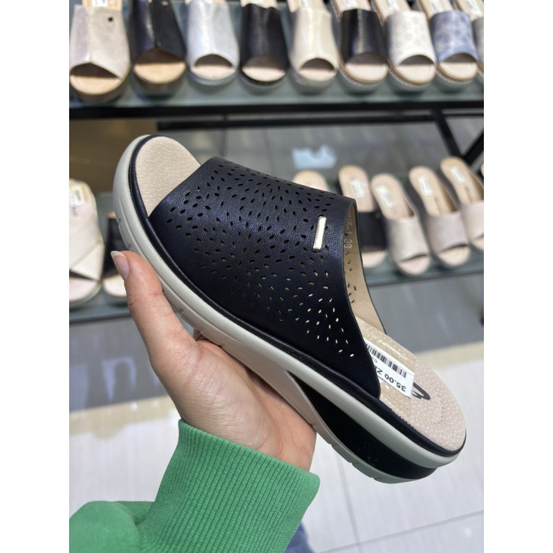Buty Klapki Damskie (36-41 ,12par) Kolor Jak na zdzięciu