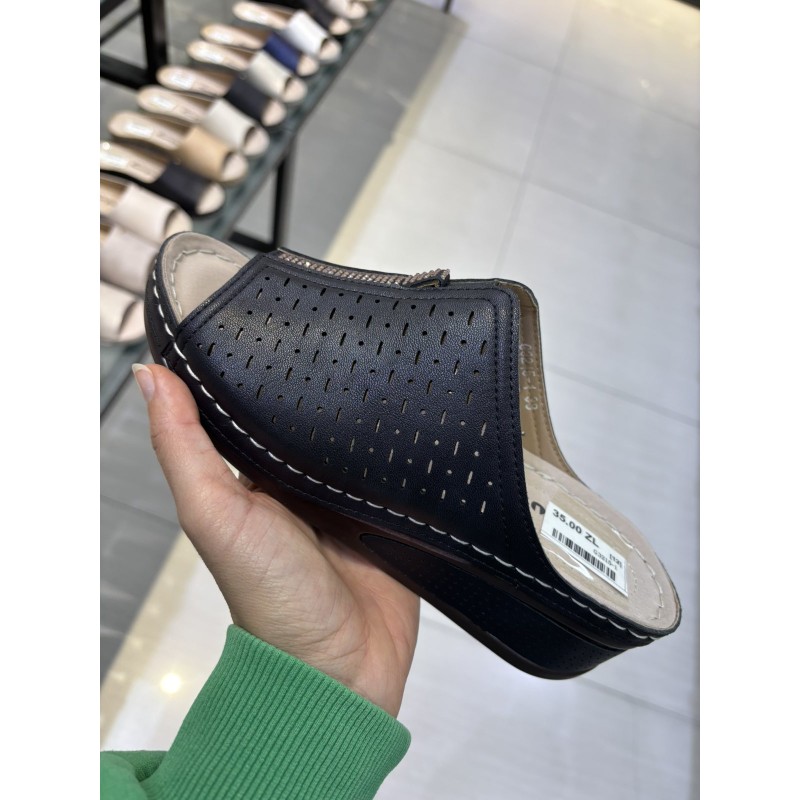 Buty Klapki Damskie (36-41 ,12par) Kolor Jak na zdzięciu