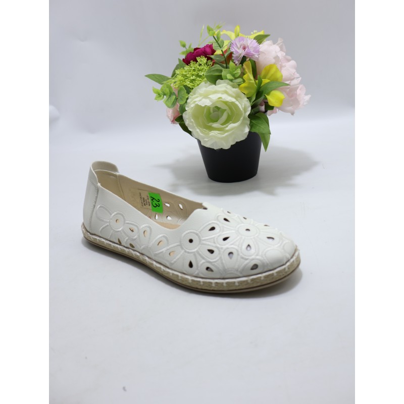 BUTY DAMSKIE. Size: 36/41 (12 par/paczka) Kolor jak na zdzięciu