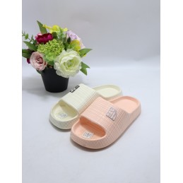 KAPCIE DAMSKIE. Size: 36/41...