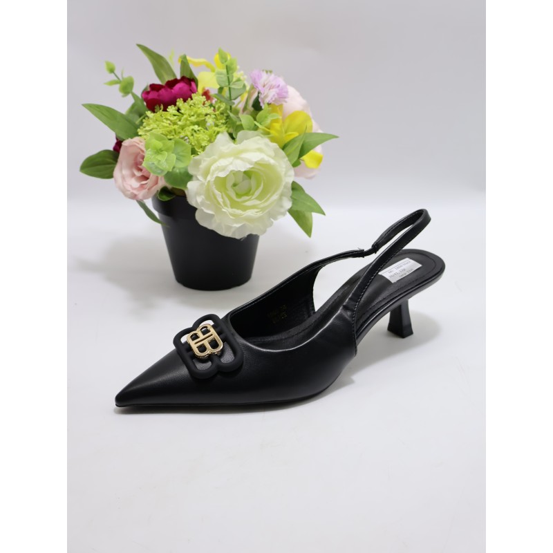 SANDAŁY DAMSKIE. Size: 36/41 (12 par/paczka) Kolor jak na zdzięciu