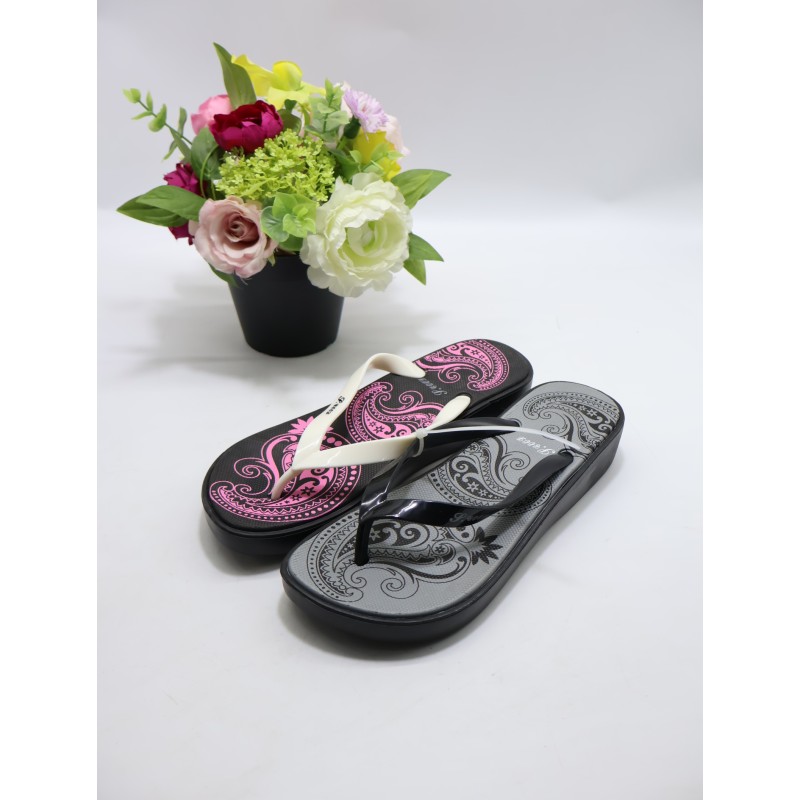 KAPCIE DAMSKIE. Size: 36/41 (24 par/paczka) Kolor jak na zdzięciu