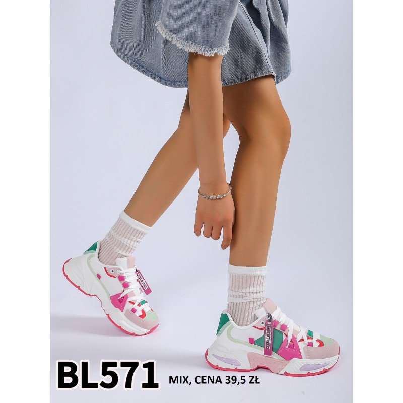 Buty Sportowe Damskie(36-41,12par) Kolor Jak na zdzięciu