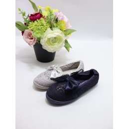 BUTY DZIECIECE. Size: 24/29...