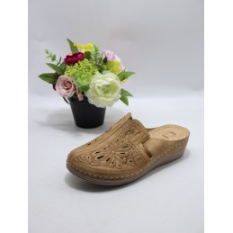 KAPCIE DAMSKIE. Size: 36/42...