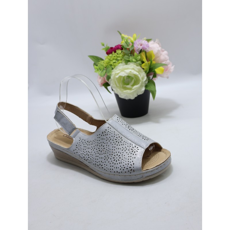 SANDAŁY DAMSKIE. Size: 36/41 (12 par/paczka) Kolor jak na zdzięciu