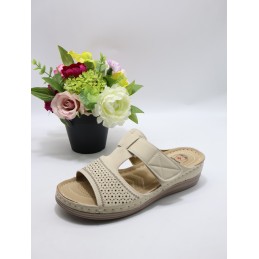 KAPCIE DAMSKIE. Size: 36/42...