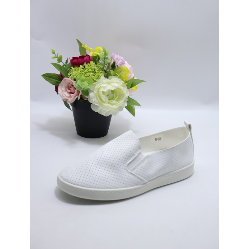 BUTY DAMSKIE. Size: 36/41 (12 par/paczka) Kolor jak na zdzięciu