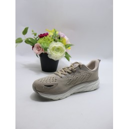 BUTY DAMSKIE. SIZE 36/41 (12 PAR/PACZKA) KOLOR JAK NA ZDZIĘCIU