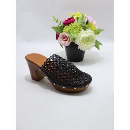 KAPCIE DAMSKIE. SIZE 36/41...