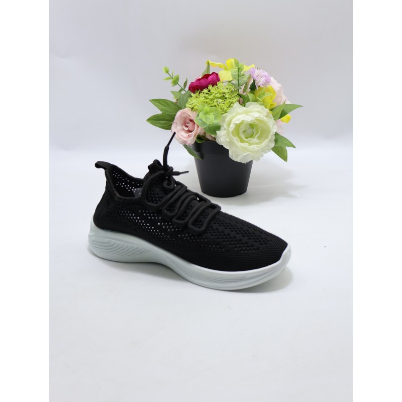 BUTY DAMSKIE. SIZE 36/41 (12 PAR/PACZKA) KOLOR JAK NA ZDZIĘCIU