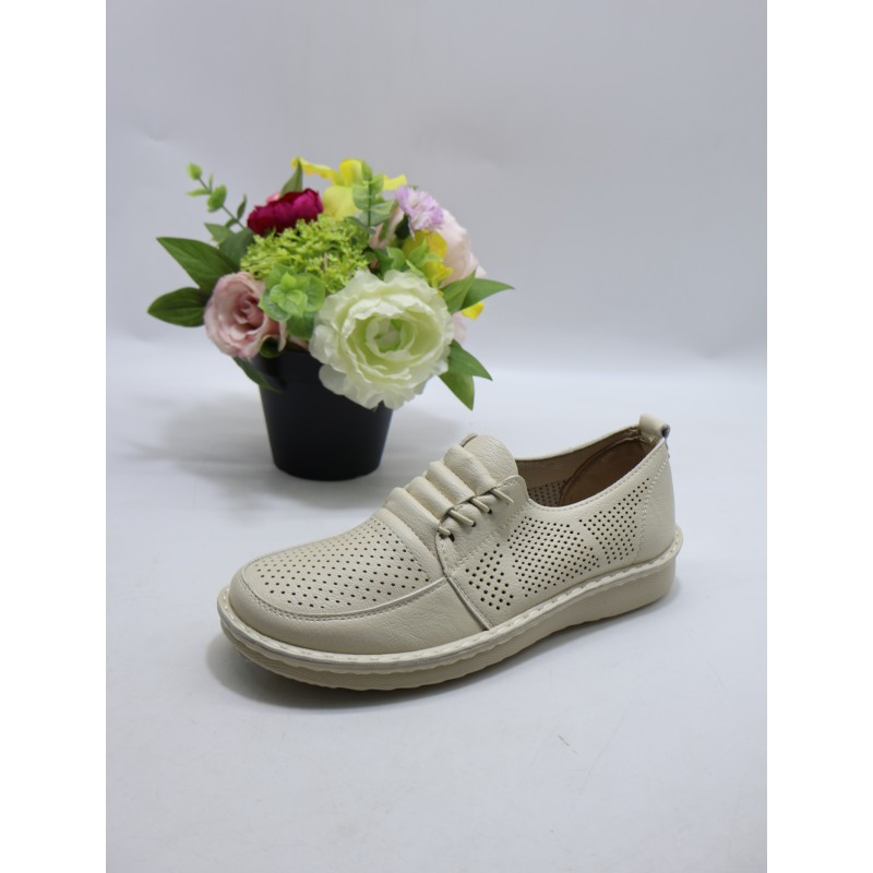 BUTY DAMSKIE. SIZE 36/42 (12 PAR/PACZKA) KOLOR JAK NA ZDZIĘCIU