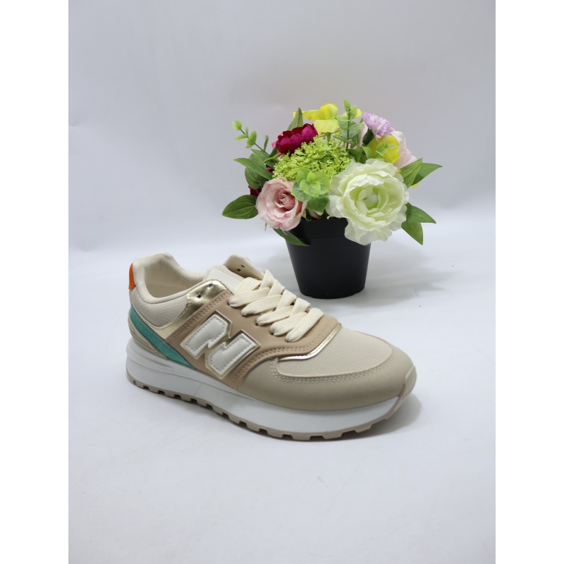 BUTY DAMSKIE. SIZE 36/41 (12 PAR/PACZKA) KOLOR JAK NA ZDZIĘCIU