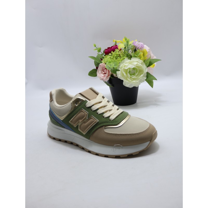 BUTY DAMSKIE. SIZE 36/41 (12 PAR/PACZKA) KOLOR JAK NA ZDZIĘCIU