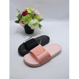 KAPCIE DAMSKIE. SIZE 36/41...