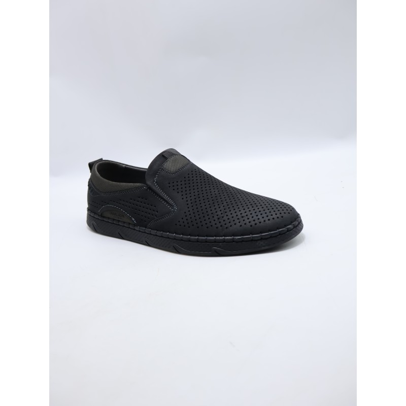 BUTY MĘSKIE. SIZE 40/45 (8 PAR/PACZKA) KOLOR JAK NA ZDZIĘCIU