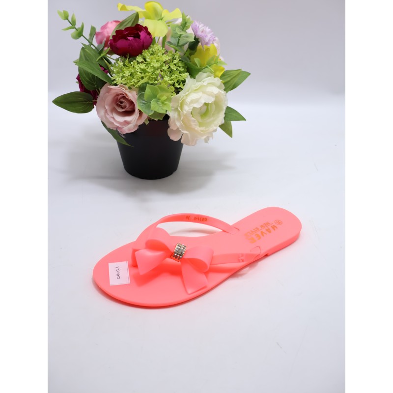 KAPCIE DAMSKIE. SIZE 36/41 (12 PAR/PACZKA) KOLOR JAK NA ZDZIĘCIU