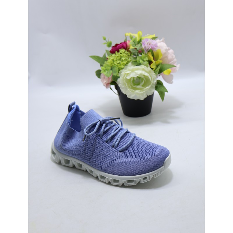 BUTY DAMSKIE. SIZE 36/40 (10 PAR/PACZKA) KOLOR JAK NA ZDZIĘCIU