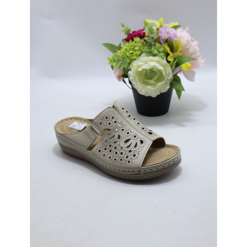 KAPCIE DAMSKIE. SIZE 36/42 (12 PAR/PACZKA) KOLOR JAK NA ZDZIĘCIU