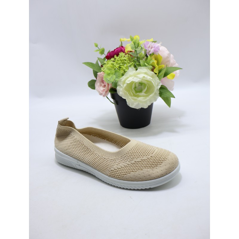 BUTY DAMSKIE. SIZE 36/41 (12 PAR/PACZKA) KOLOR JAK NA ZDZIĘCIU
