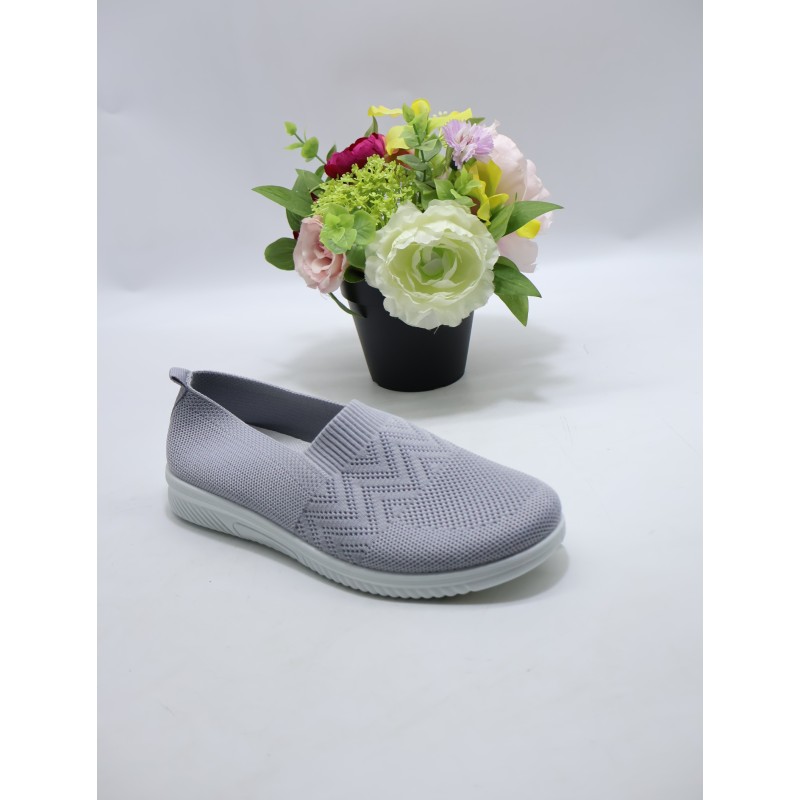 BUTY DAMSKIE. SIZE 37/41 (12 PAR/PACZKA) KOLOR JAK NA ZDZIĘCIU