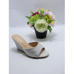 KAPCIE DAMSKIE. SIZE 36/41...
