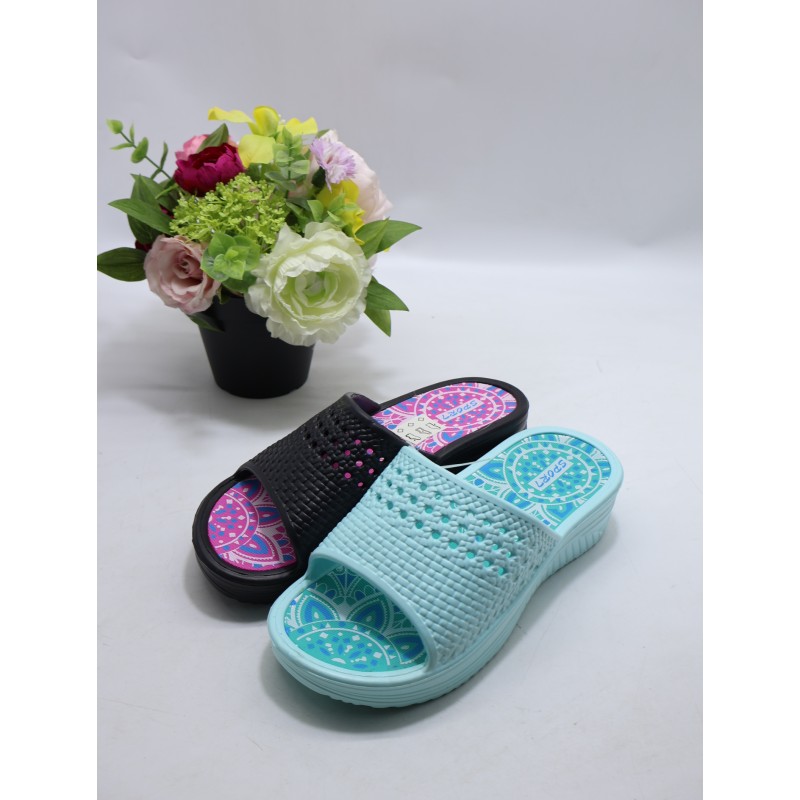 KAPCIE DAMSKIE. SIZE 36/41 (24 PAR/PACZKA) KOLOR JAK NA ZDZIĘCIU