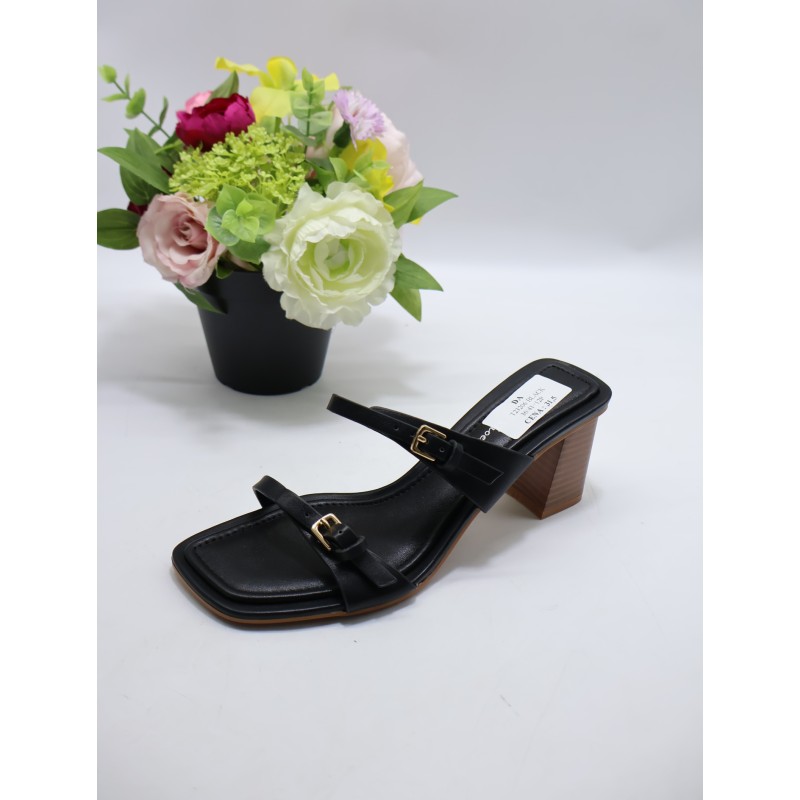 Sandały DAMSKIE. SIZE 36/41 (12 PAR/PACZKA) KOLOR JAK NA ZDZIĘCIU