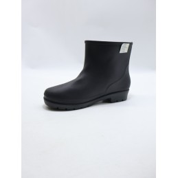 BUTY DAMSKIE. SIZE 36/41 (10 PAR/PACZKA) KOLOR JAK NA ZDZIĘCIU