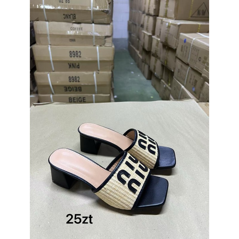 Buty Klapki Damskie(36-41,12par)Kolor Jak na zdzięciu