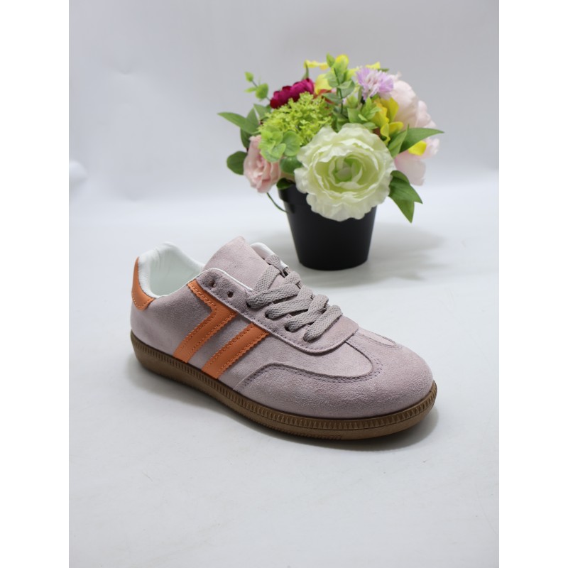 BUTY DAMSKIE . SIZE 36/41 (12 PAR/PACZKA) KOLOR JAK NA ZDZIĘCIU