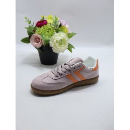 BUTY DAMSKIE . SIZE 36/41 (12 PAR/PACZKA) KOLOR JAK NA ZDZIĘCIU