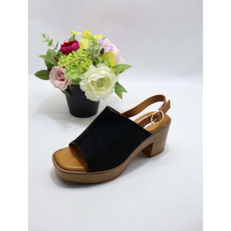 Sandały DAMSKIE . SIZE 36/41 (12 PAR/PACZKA) KOLOR JAK NA ZDZIĘCIU