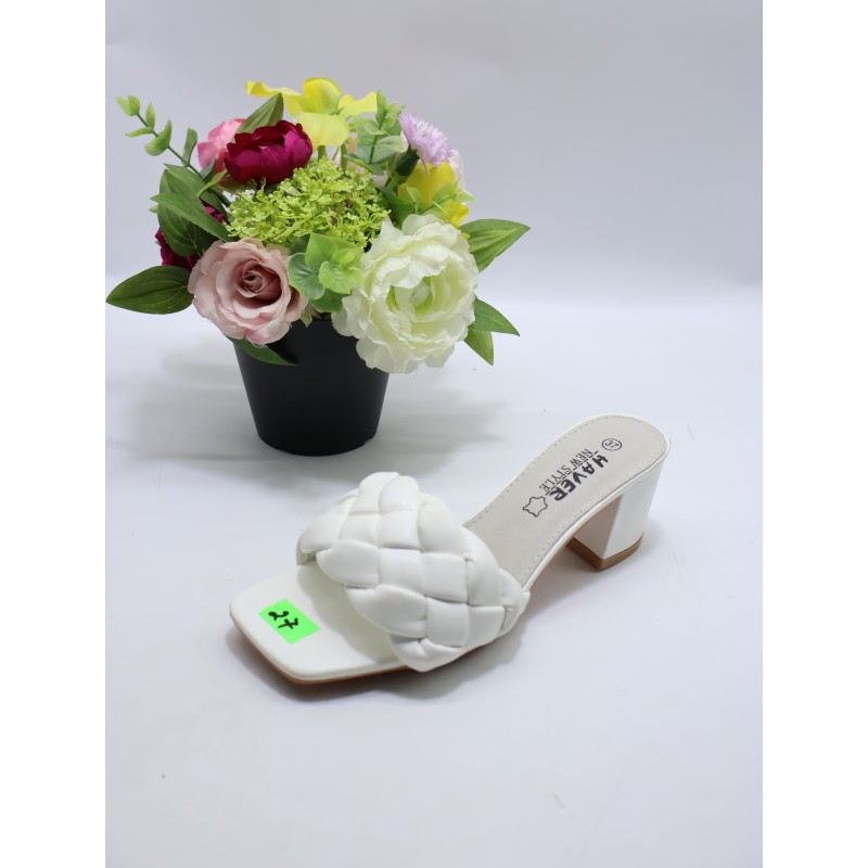 Sandały DAMSKIE . SIZE 36/41 (12 PAR/PACZKA) KOLOR JAK NA ZDZIĘCIU