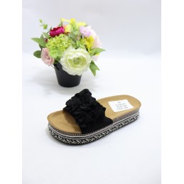 KAPCIE DAMSKIE . SIZE 37/40...