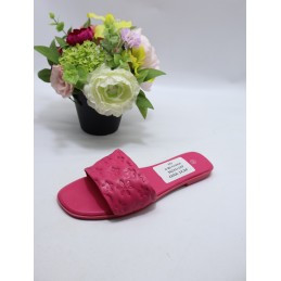 KAPCIE DAMSKIE . SIZE 36/41...
