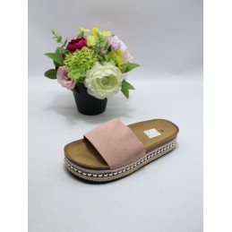 KAPCIE DAMSKIE . SIZE 36/41...