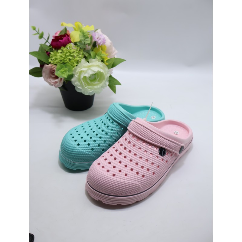KAPCIE DAMSKIE . SIZE 37/42 (24 PAR/PACZKA) KOLOR JAK NA ZDZIĘCIU
