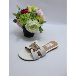 KAPCIE DAMSKIE . SIZE 36/41...