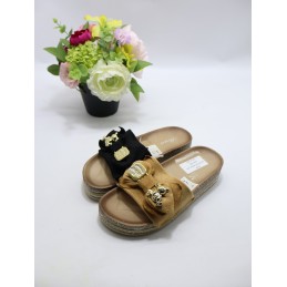 KAPCIE DAMSKIE . SIZE 36/41...
