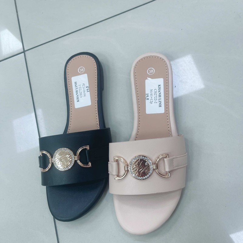 Buty Klapki DAMSKIE (36-41,12 par)Kolor Jak na zdzięciu