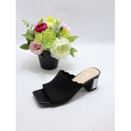 KAPCIE DAMSKIE. SIZE 36/40...