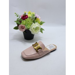 KAPCIE DAMSKIE. SIZE 36/40...