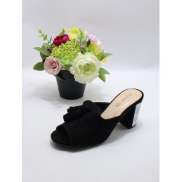 KAPCIE DAMSKIE. SIZE 37/40...
