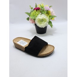 KAPCIE DAMSKIE. SIZE: 36/40...