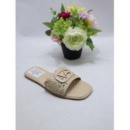 KAPCIE DAMSKIE. SIZE: 36/41...