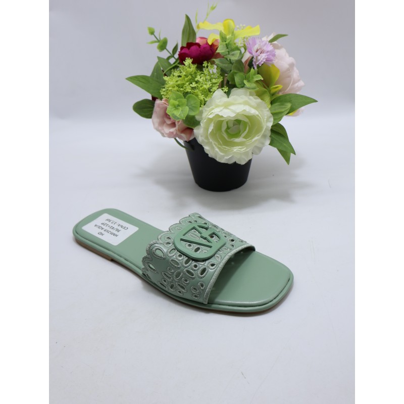 KAPCIE DAMSKIE. SIZE: 36/41 (12 PAR/PACZKA) KOLOR JAK NA ZDZIĘCIU